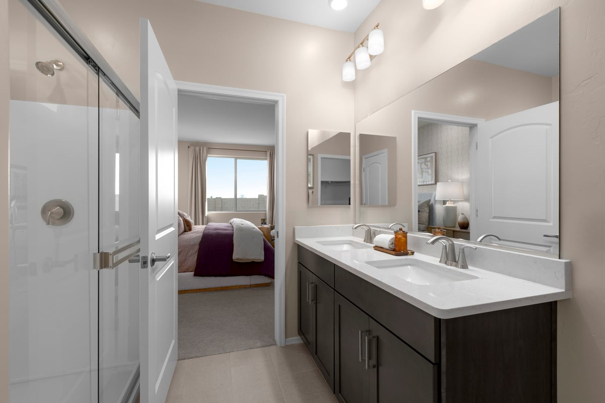 Dual-sink vanity at primary bath