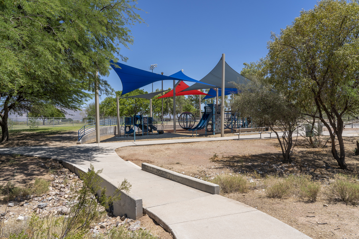 Adjacent to Lincoln Regional Park 