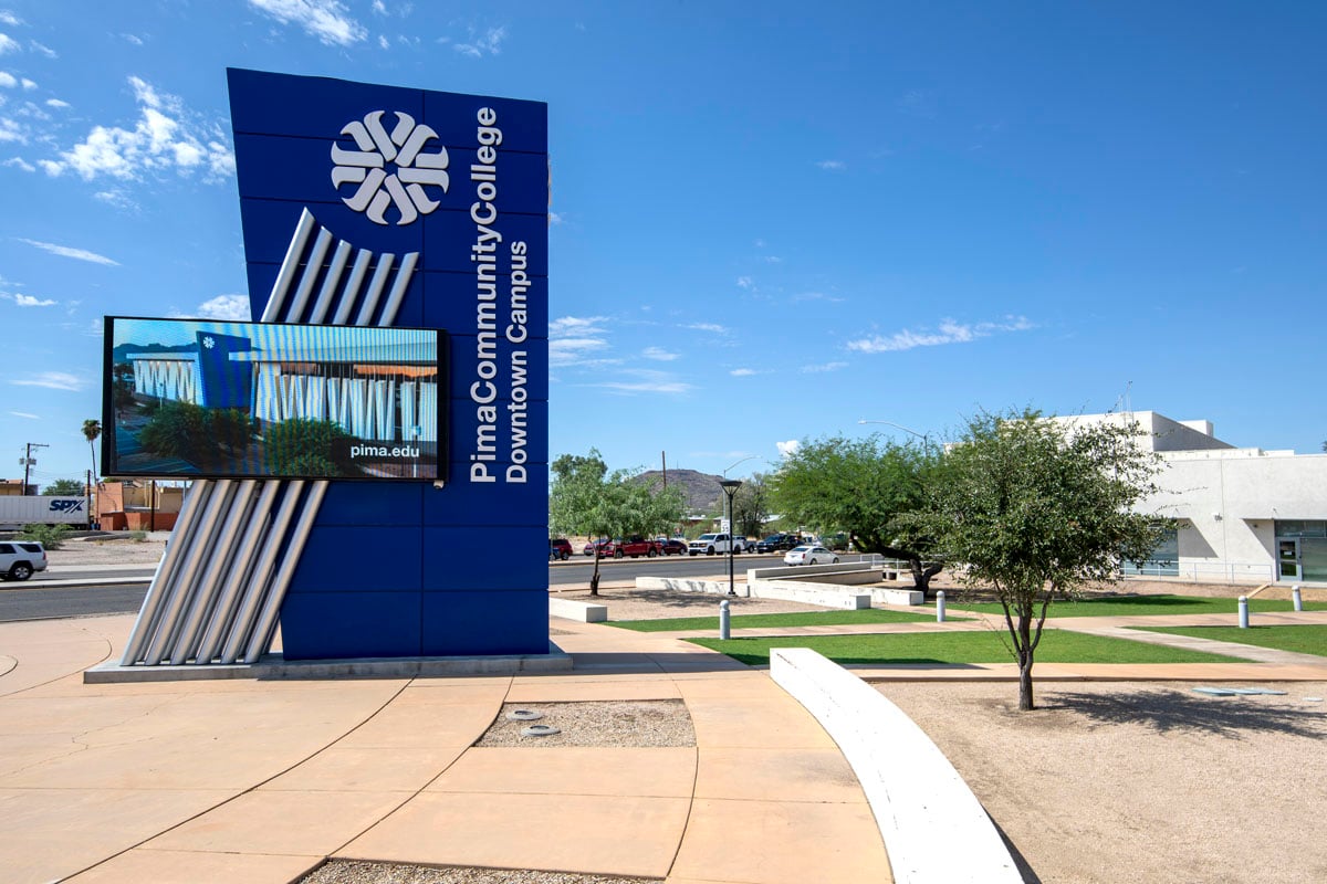 Less than 3 miles to Pima Community College Downtown Campus