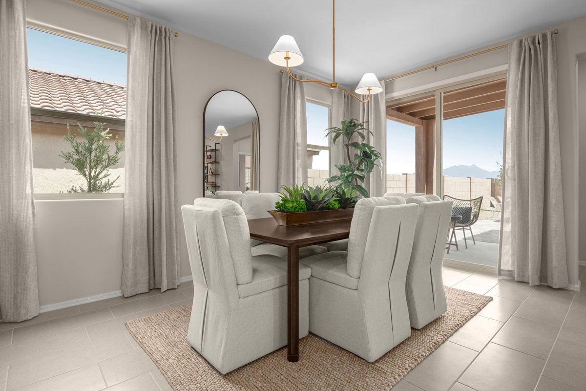 Upgraded dining fixture 