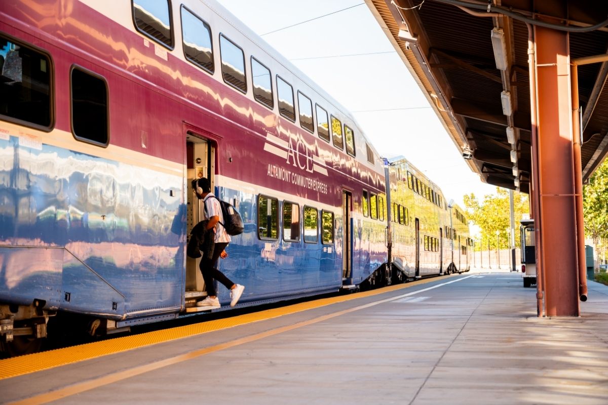 Close to ACE® Rail for easy commuting