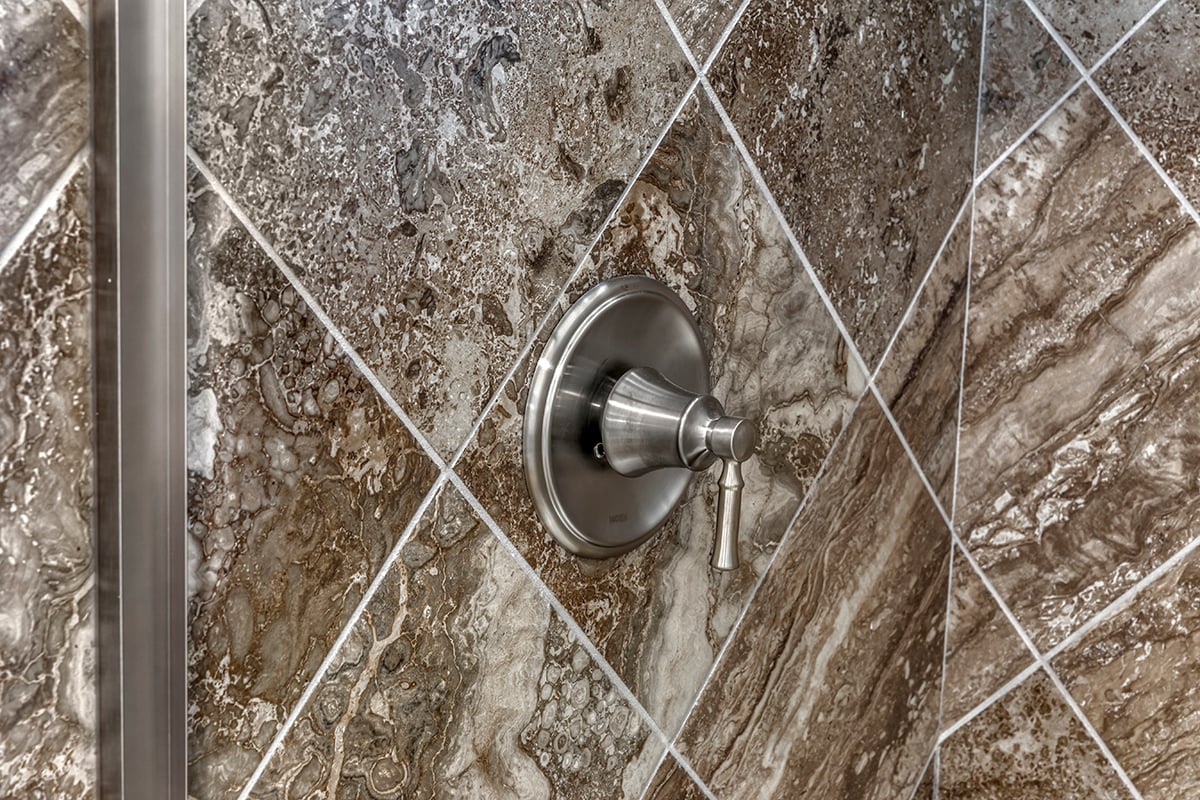 Primary bath fixtures