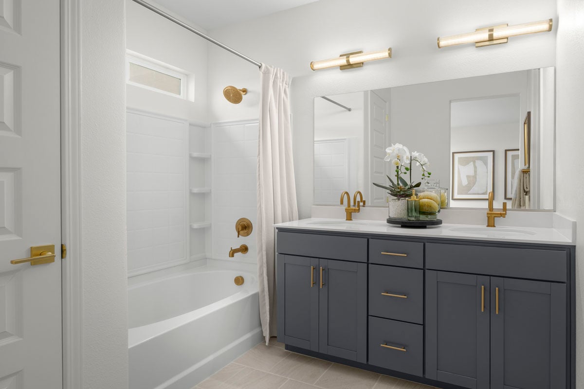 Dual-sink vanity at primary bath