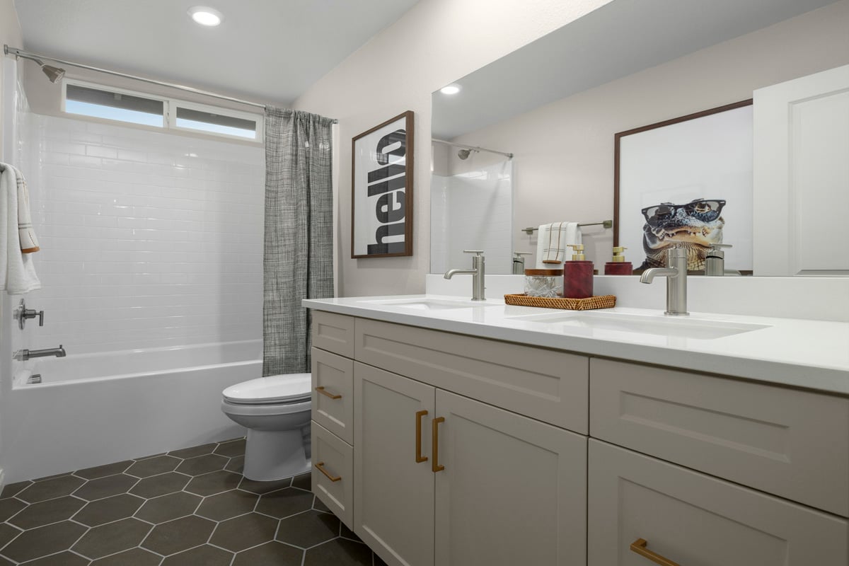 Optional dual-sink vanity at bath 2