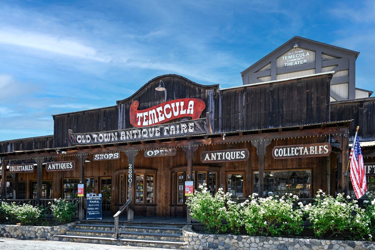 Minutes to Old Town Temecula