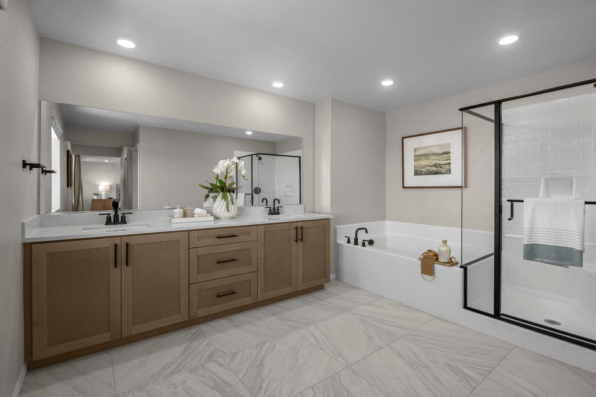 Optional extended vanity with drawer bank at primary bath