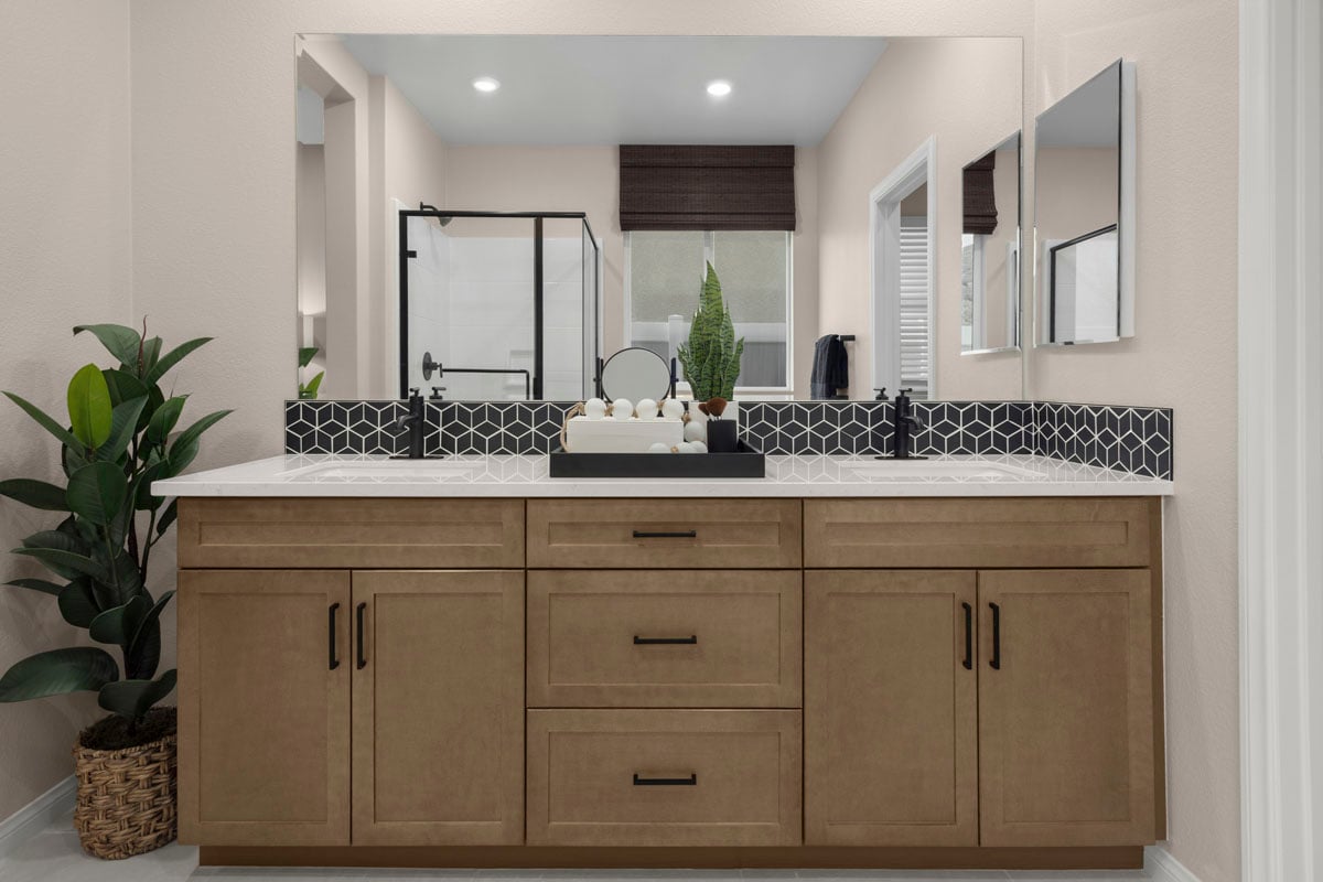 Optional Shaker-style maple cabinets