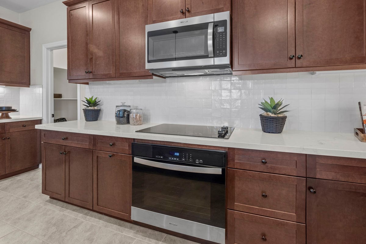 Optional built-in oven under cooktop