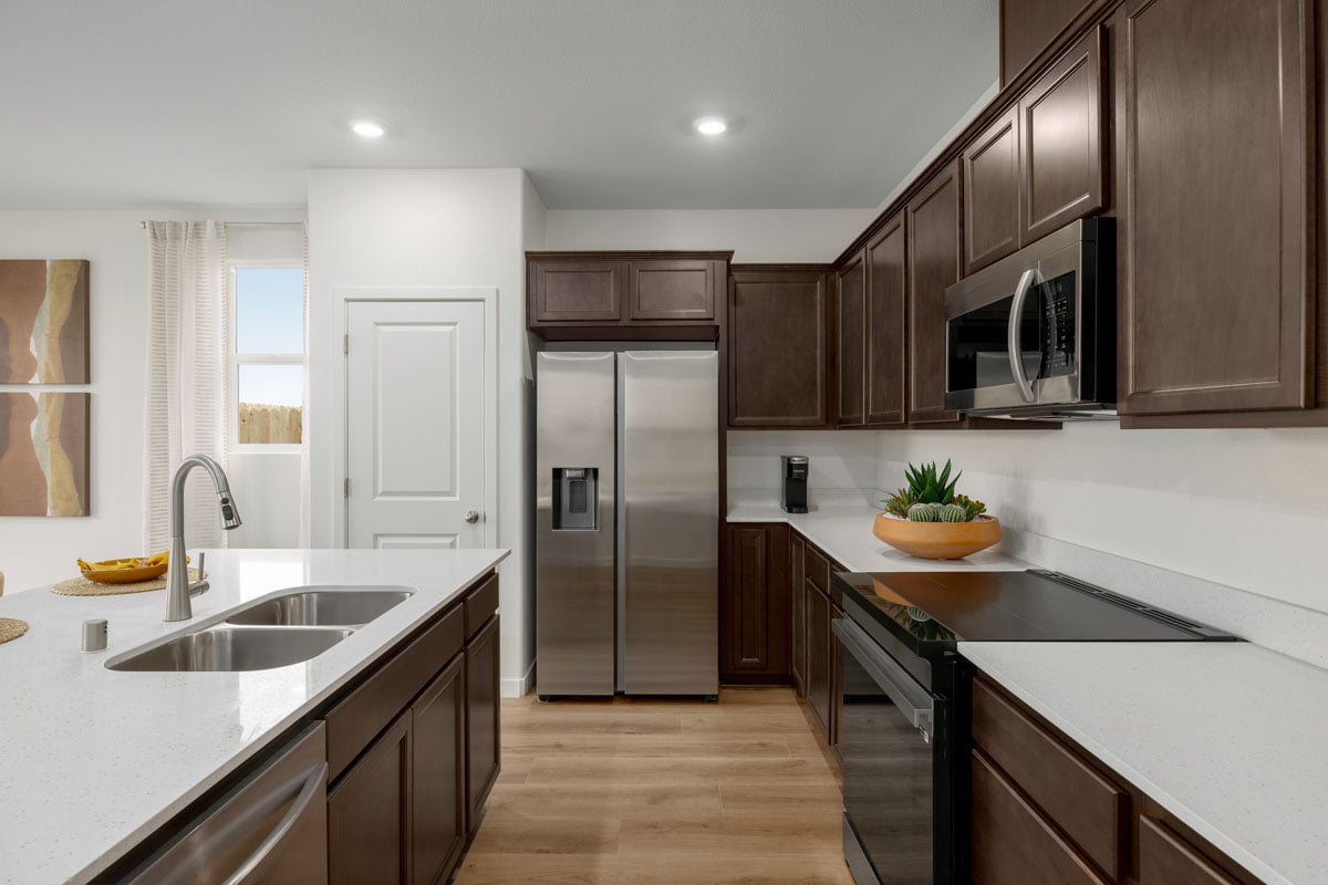 Quartz kitchen countertops