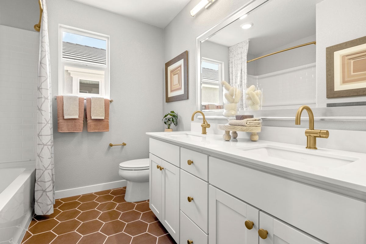 Dual-sink vanity at secondary bath
