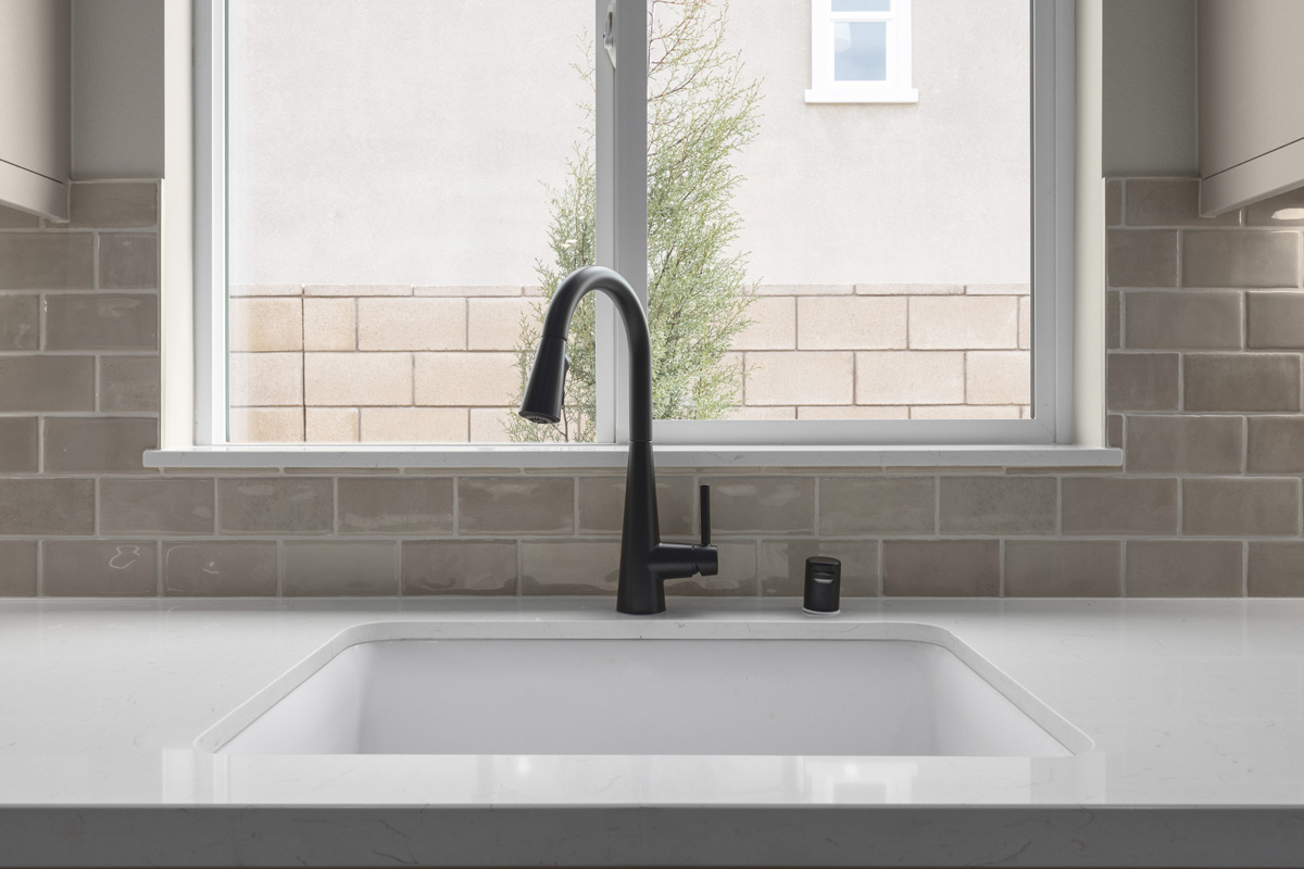 Optional black plumbing fixtures