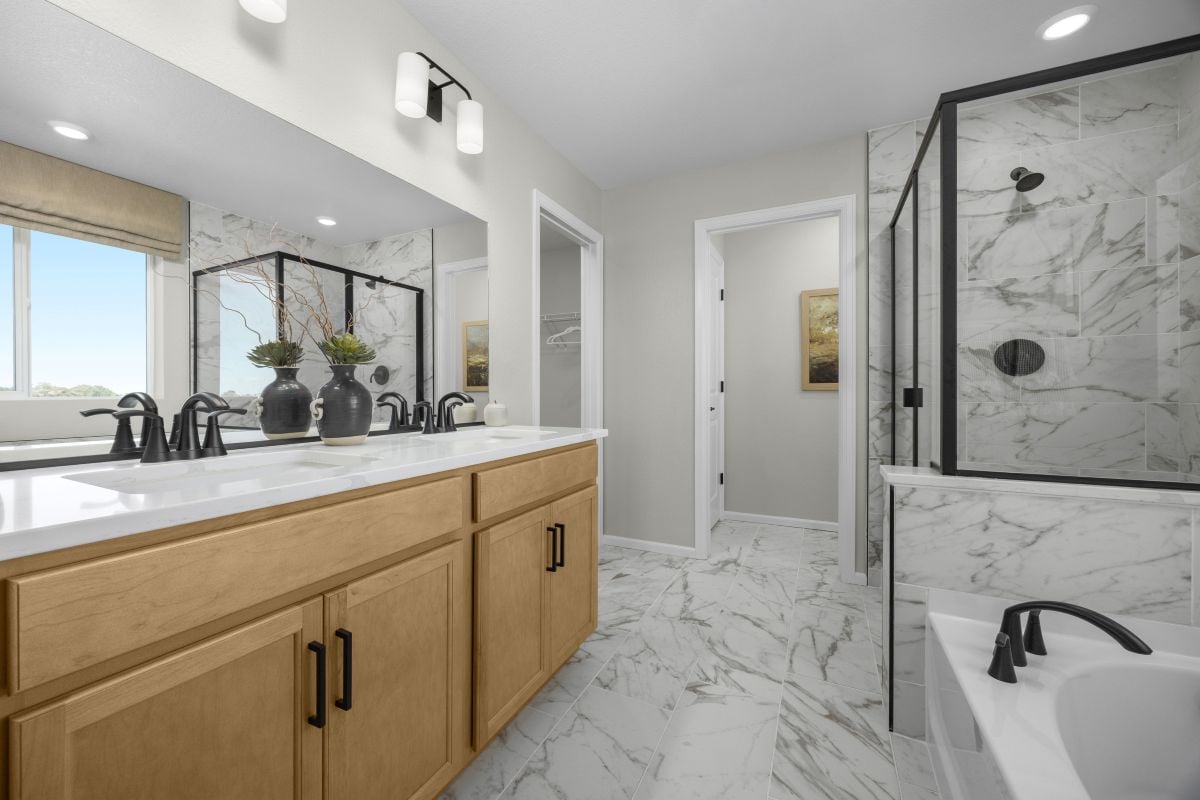 Dual-sink vanity at primary bath