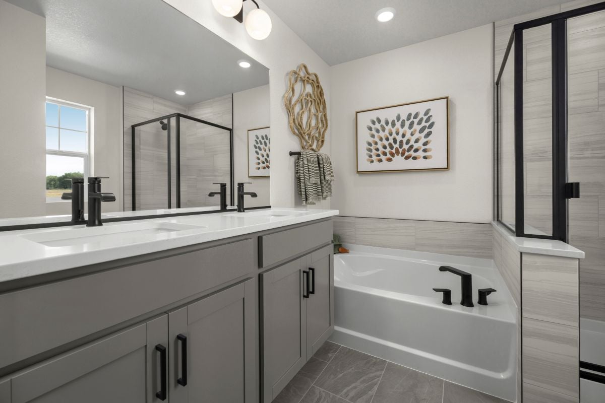 Dual-sink vanity at primary bath