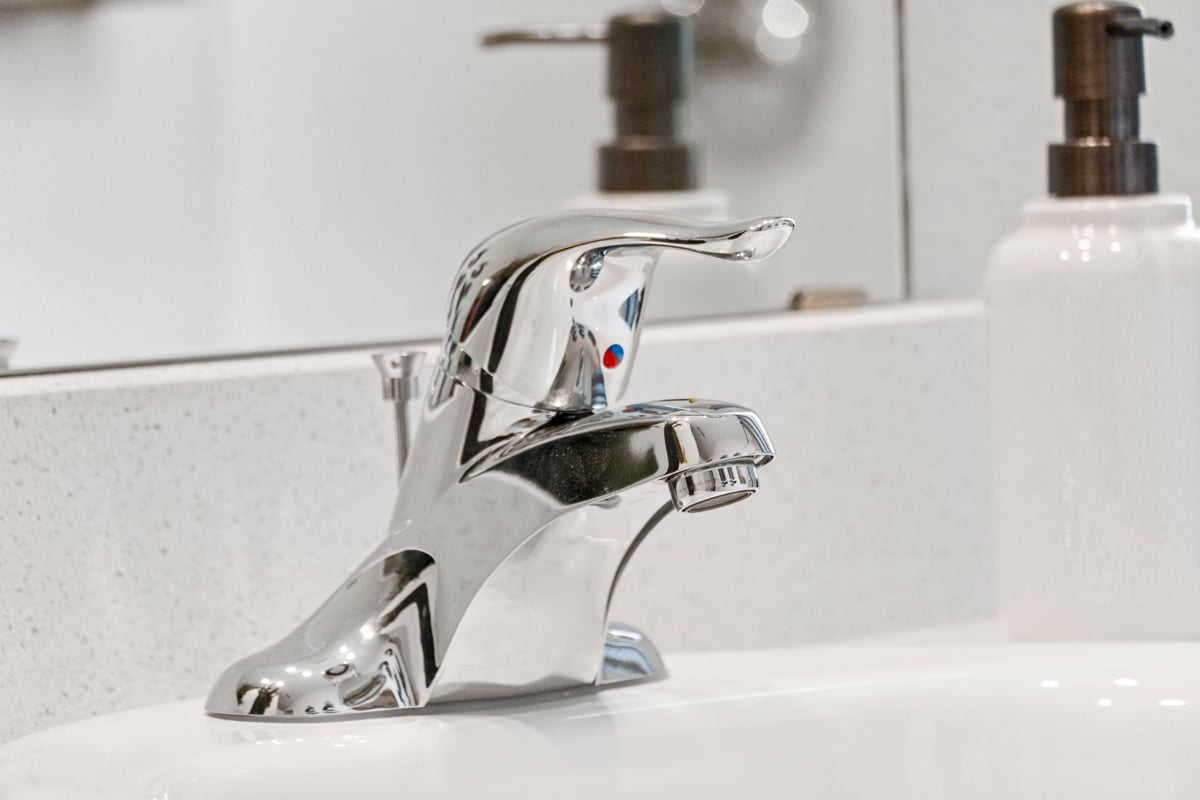 WaterSense® labeled chrome faucets