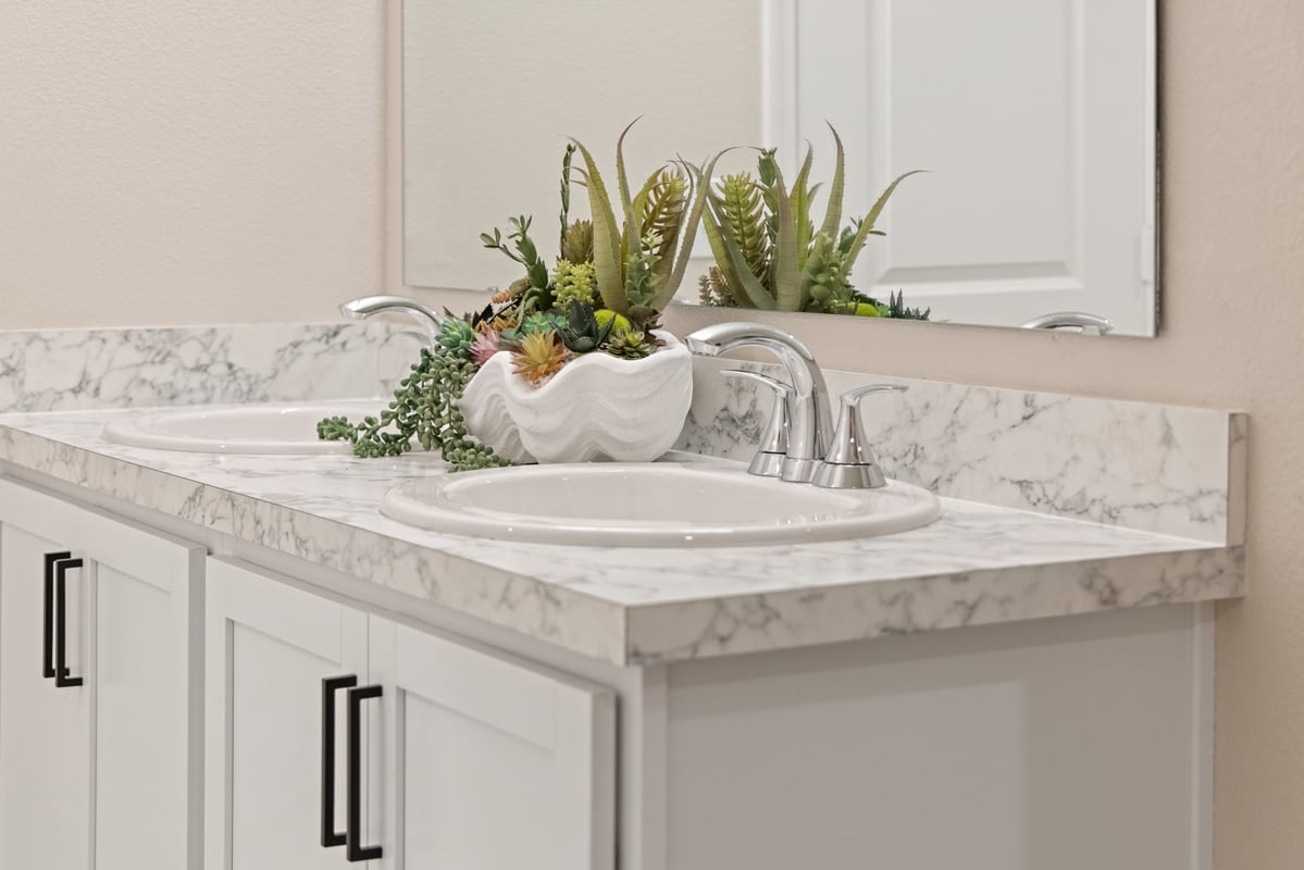 Dual-sink vanity at primary bath
