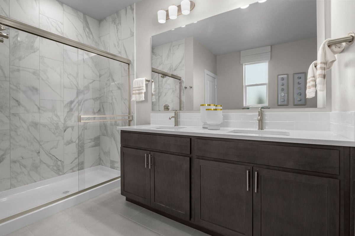 Dual-sink vanity at primary bath