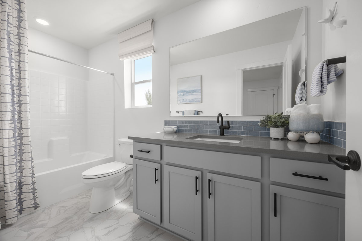 Extended vanity at bath 2