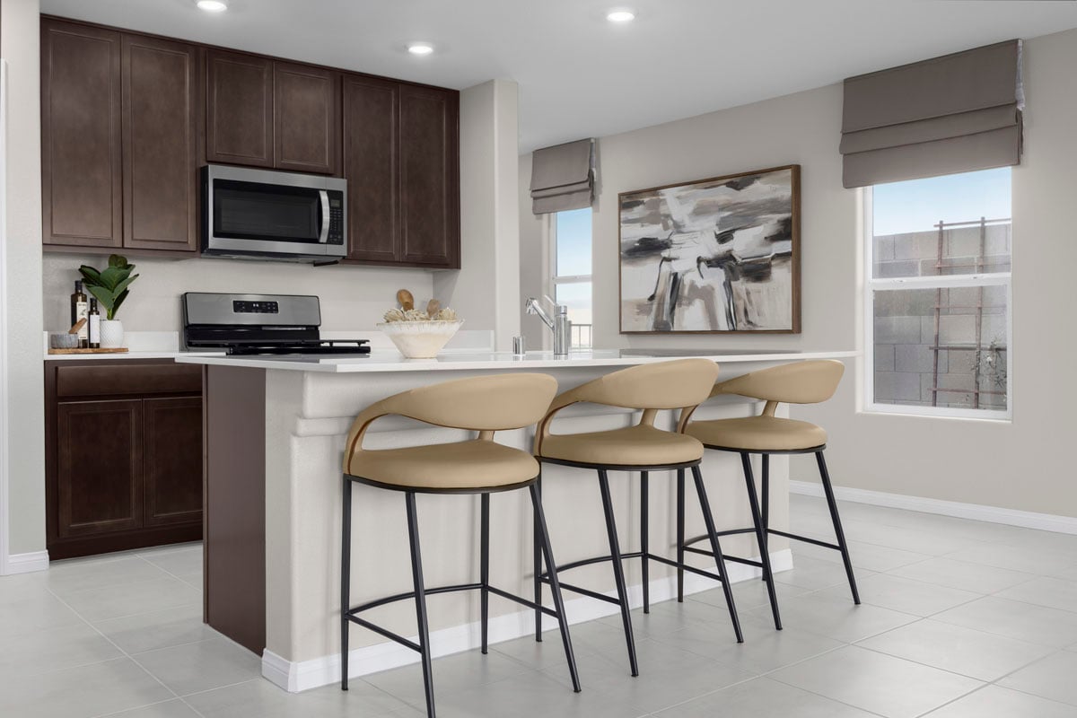 Kitchen breakfast bar