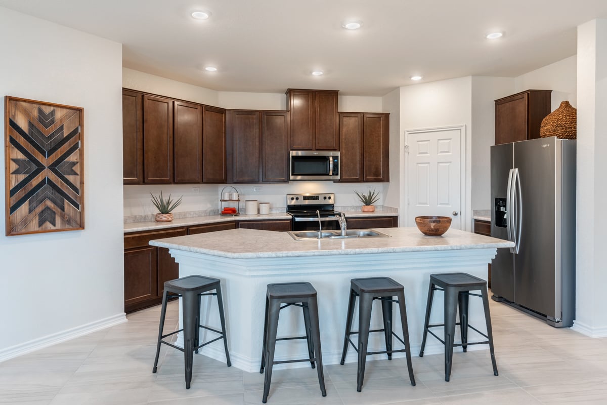 New Homes in Converse, TX - Punta Verde Plan 1548 Kitchen