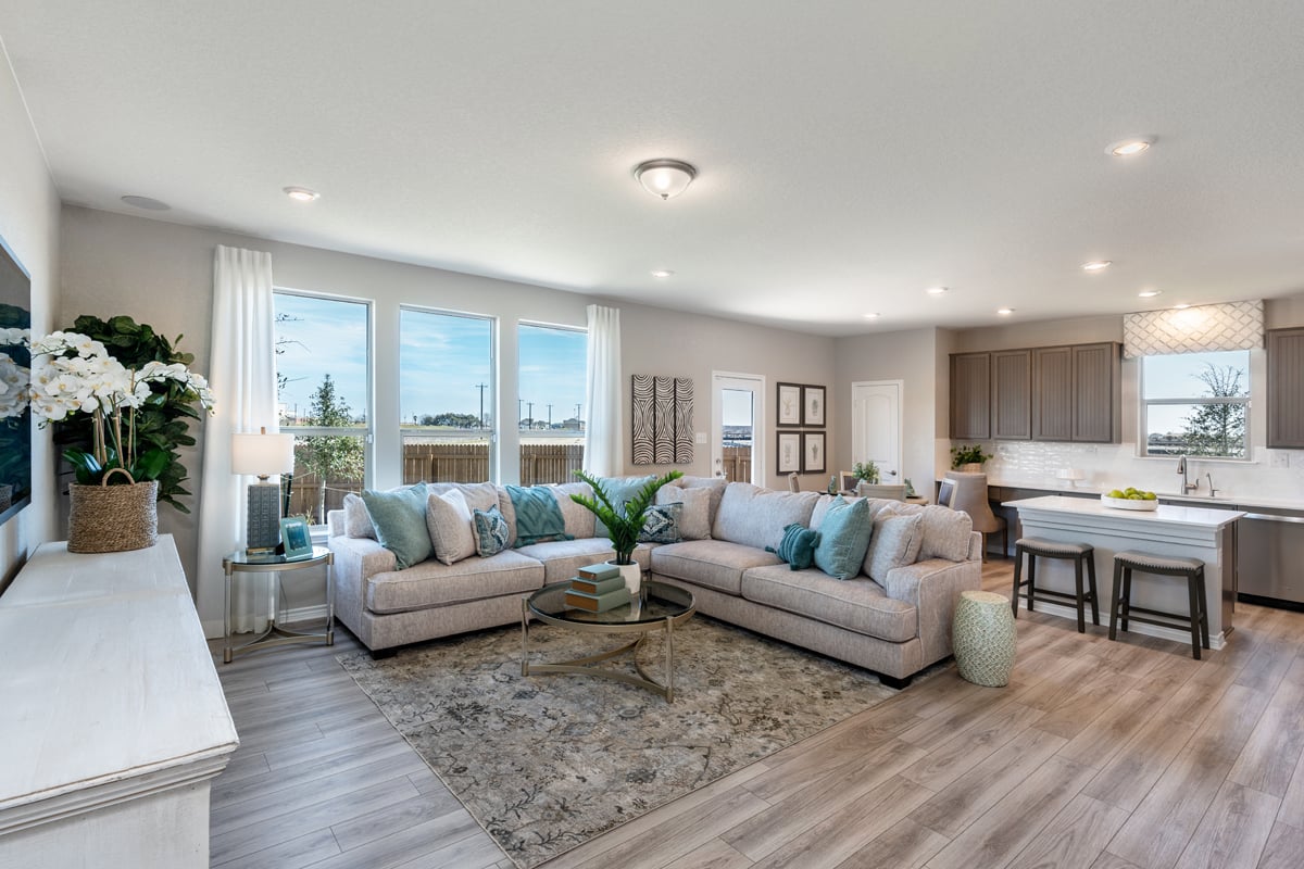 New Homes in Converse, TX - Knox Ridge Plan 2708 Great Room