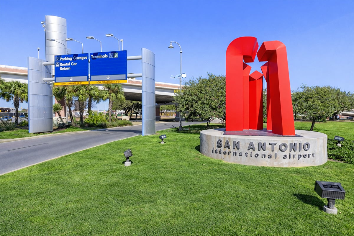 An easy drive to San Antonio International Airport