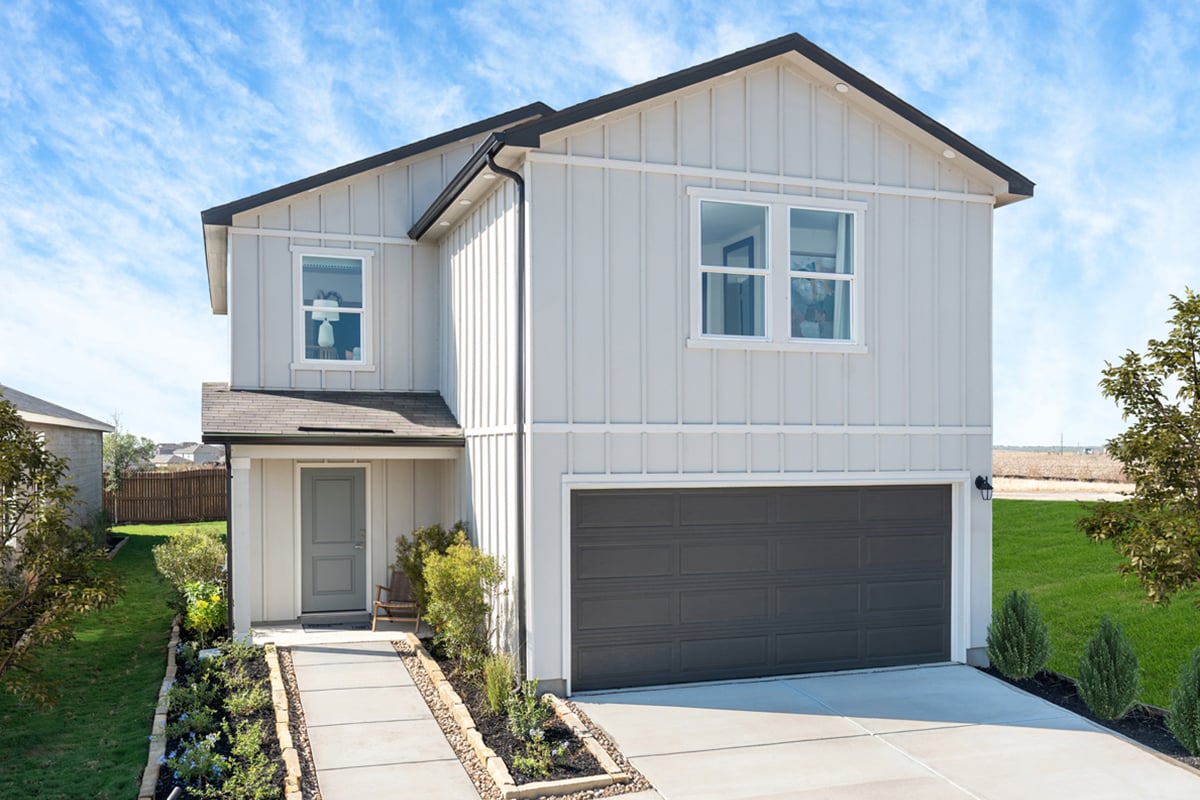 Browse new homes for sale in San Antonio / New Braunfels, TX