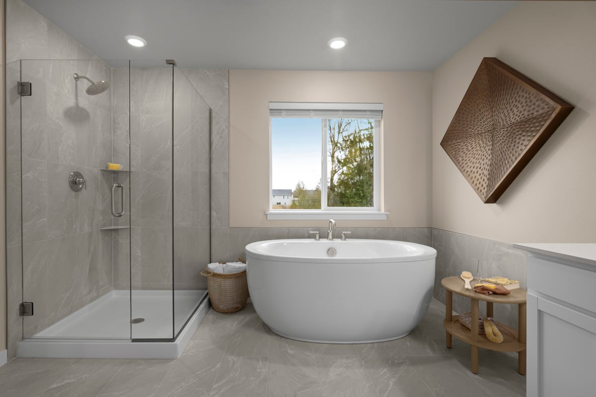 Soaking tub and separate shower at primary bath