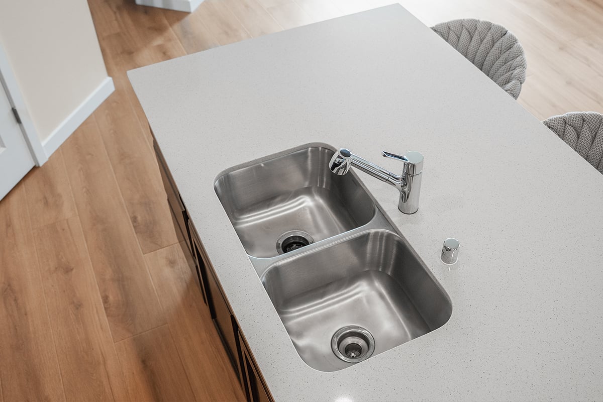 Kitchen island with undermount sink