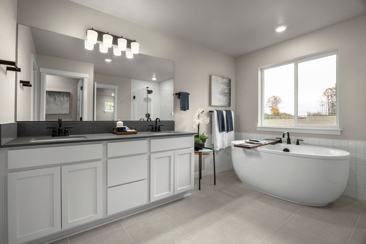 Dual-sink vanity at primary bath