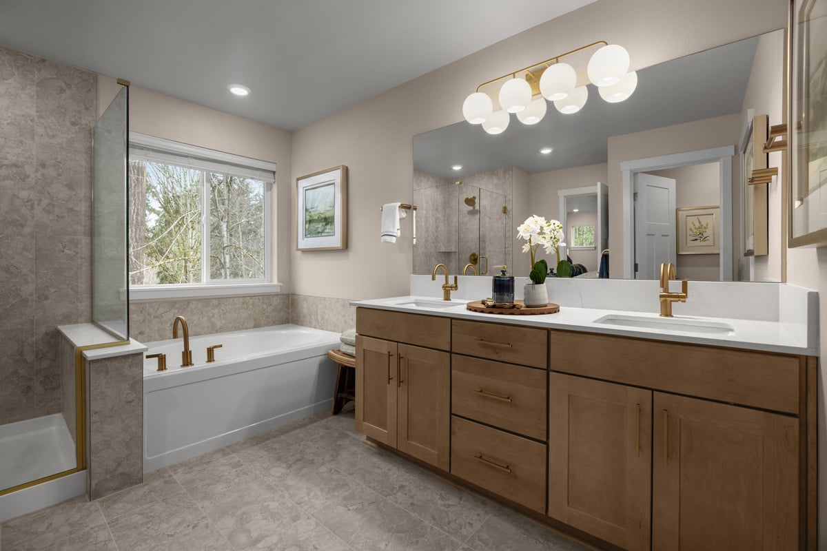 Dual-sink vanity at primary bath
