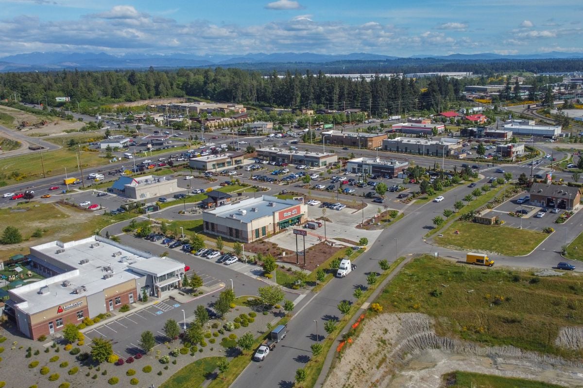 A short drive to Canyon Crossing